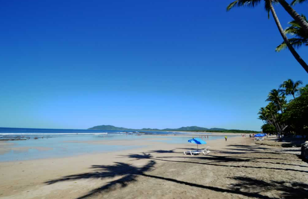 tamarindo beach